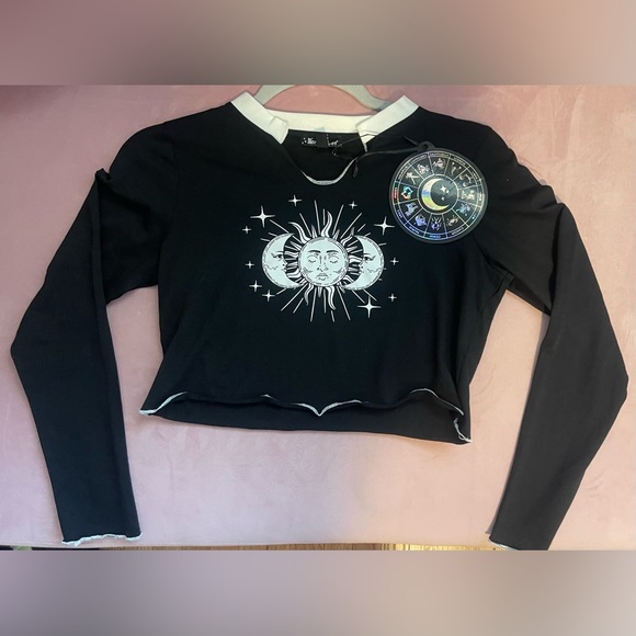 Dolls Kill Tops Dolls Kill Horoscopez Sun And Moon Black And White